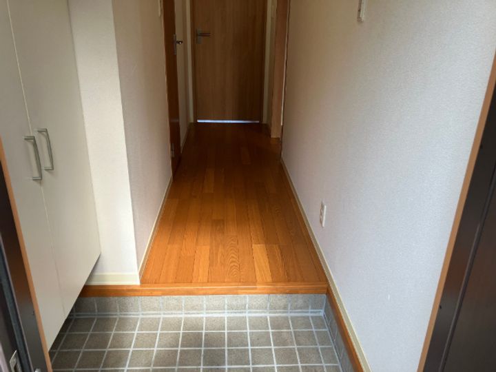 ラフィーネ A棟の玄関