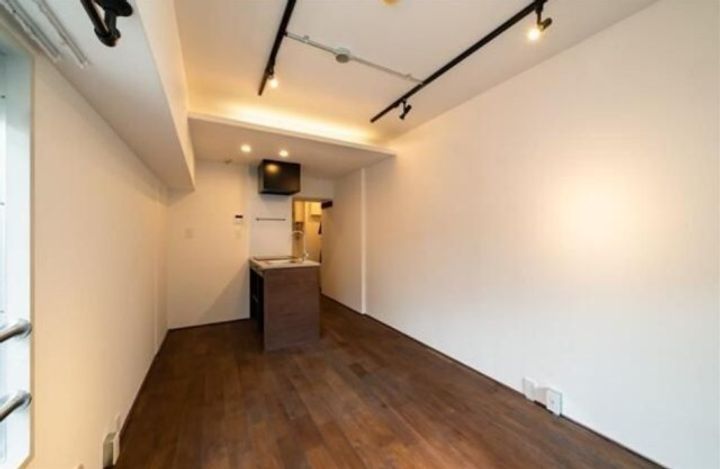 東京都台東区千束2(マンション)の賃貸物件の居間