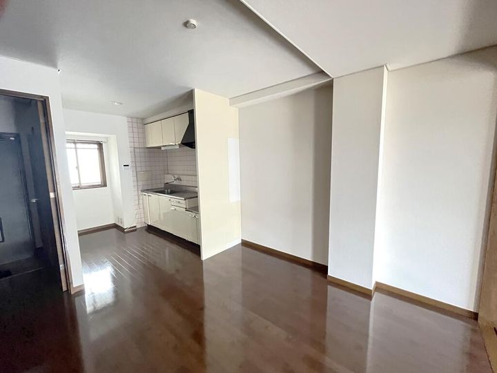 レジデンスユキの居間