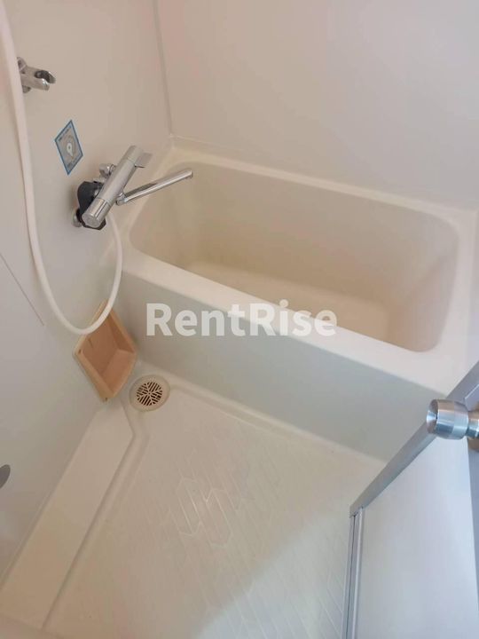 ハイツ森鷹2番館の風呂