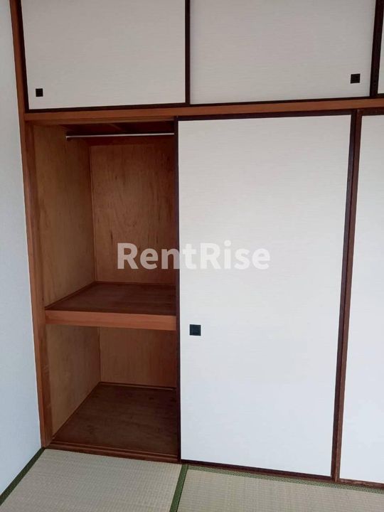 ハイツ森鷹2番館の内装