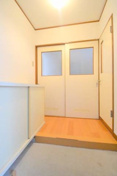 広島県安芸郡海田町南幸町(マンション)の賃貸物件の玄関