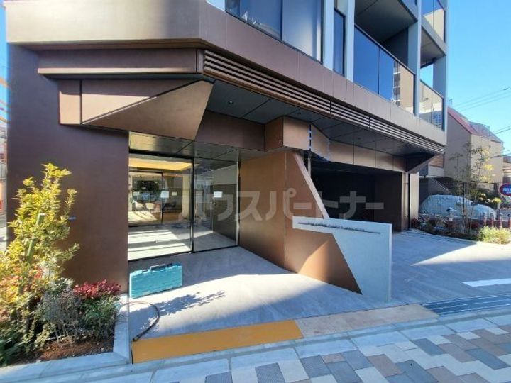 ザ・ライオンズフォーシア町屋の地図