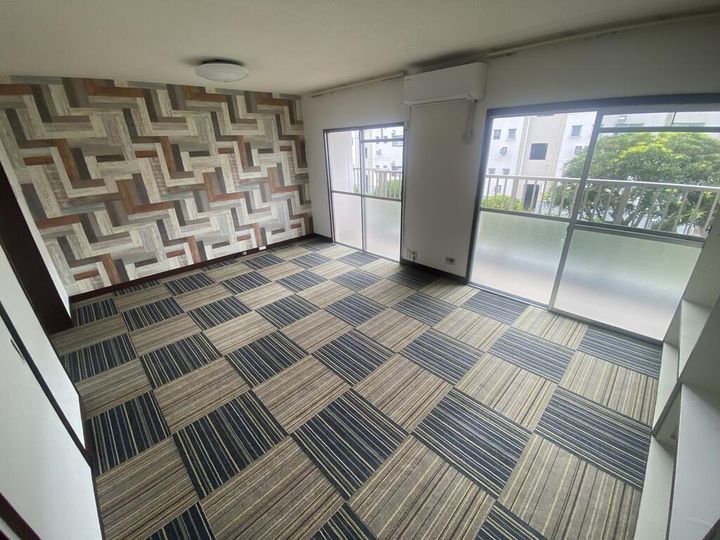 神奈川県横浜市緑区長津田1(マンション)の賃貸物件の居間
