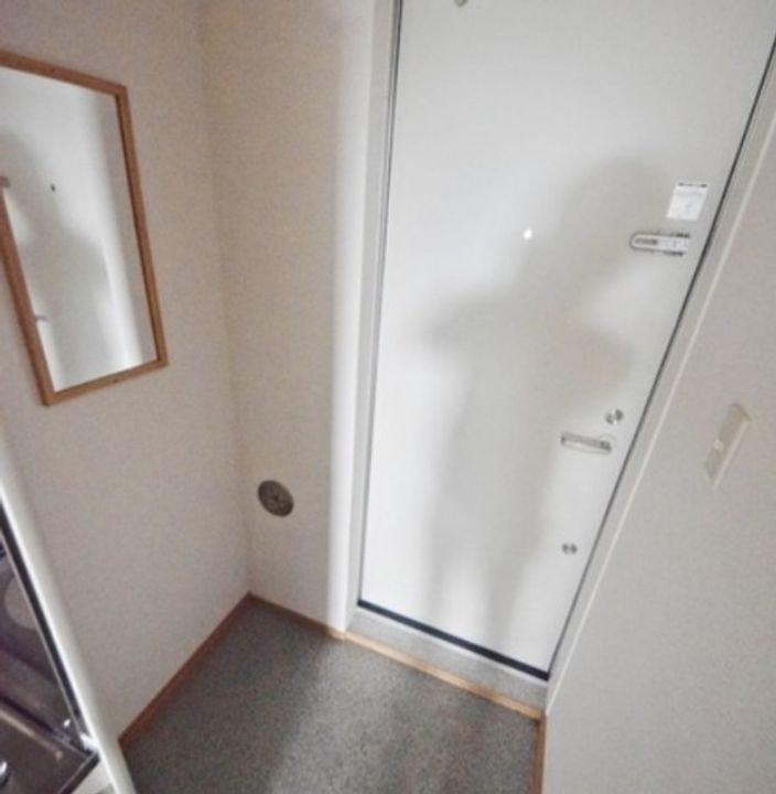 PORTA ROSSAの玄関