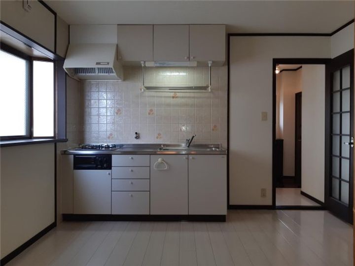 フローレ長谷川の居間