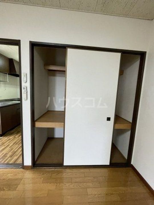 クレセントハウスの内装