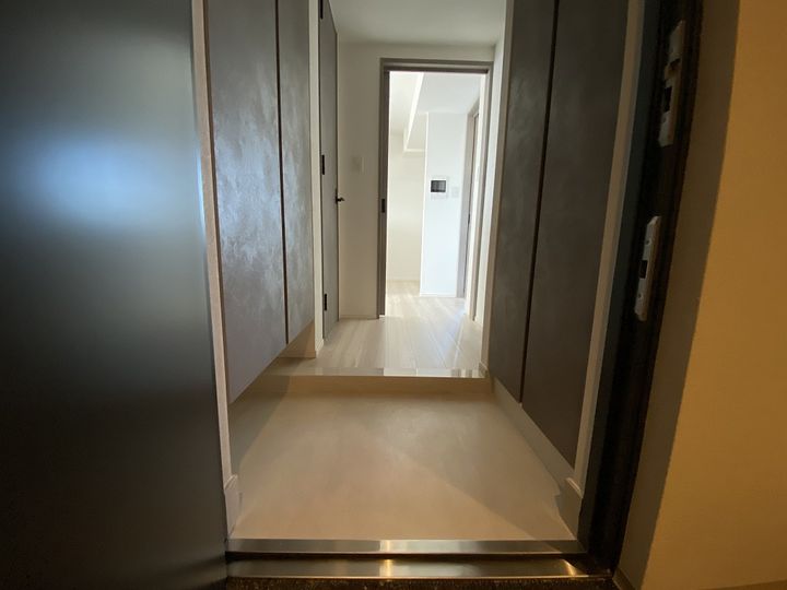 S-RESIDENCE王子enableの玄関