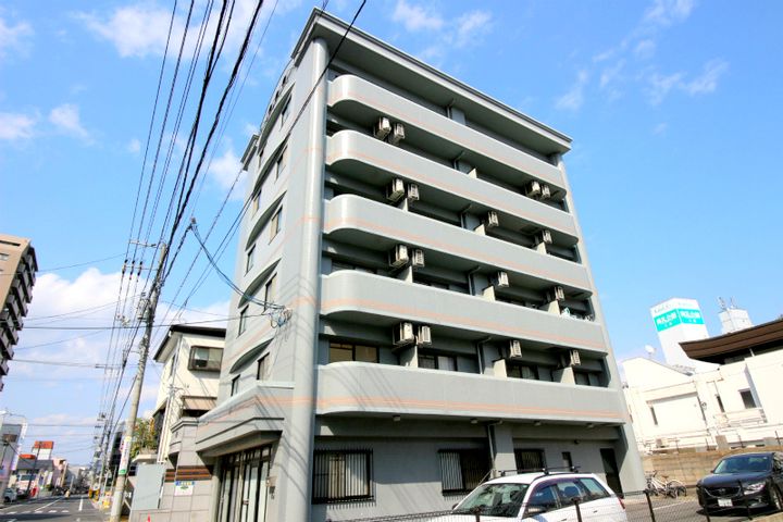 三篠KSMビルの外観