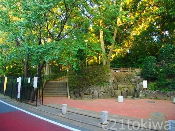 パークヒルズの周辺