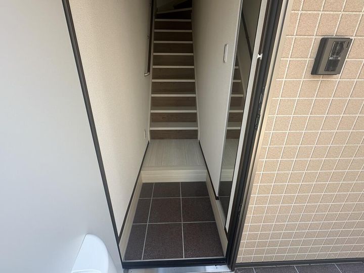 宮城県仙台市太白区中田町字前沖北(アパート)の賃貸物件の玄関