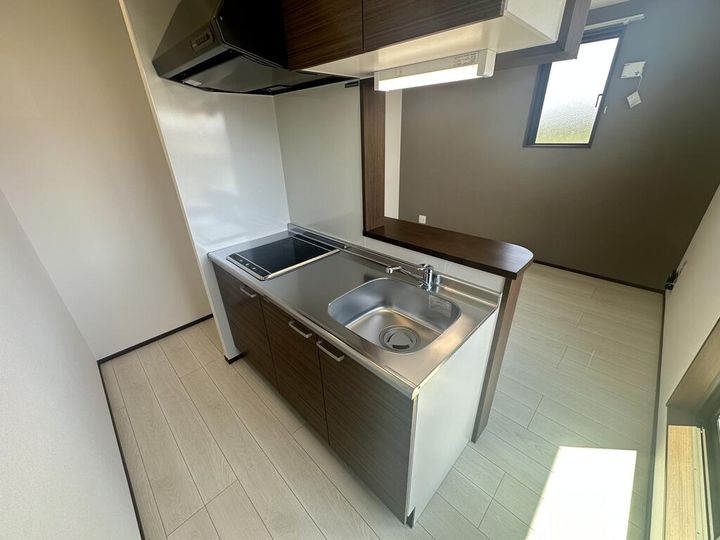 宮城県仙台市太白区中田町字前沖北(アパート)の賃貸物件のキッチン