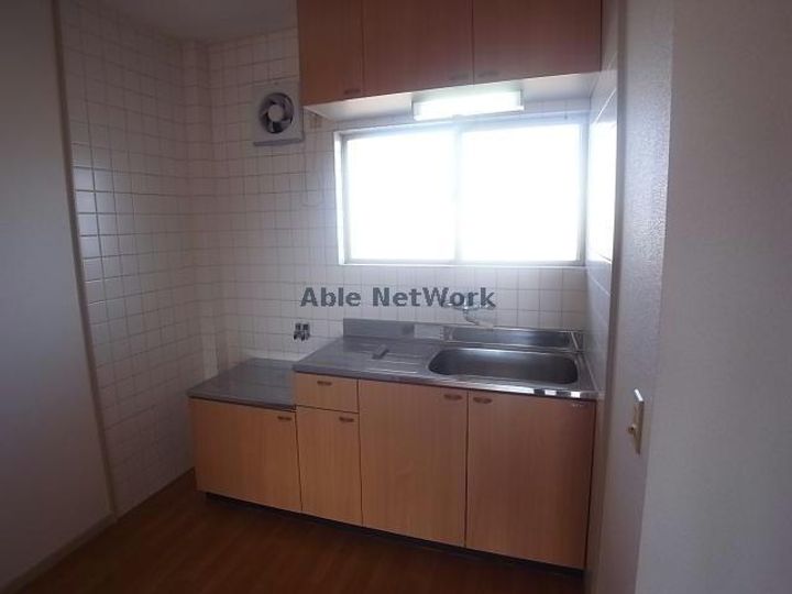 岐阜県大垣市中野町2(アパート)の賃貸物件のキッチン