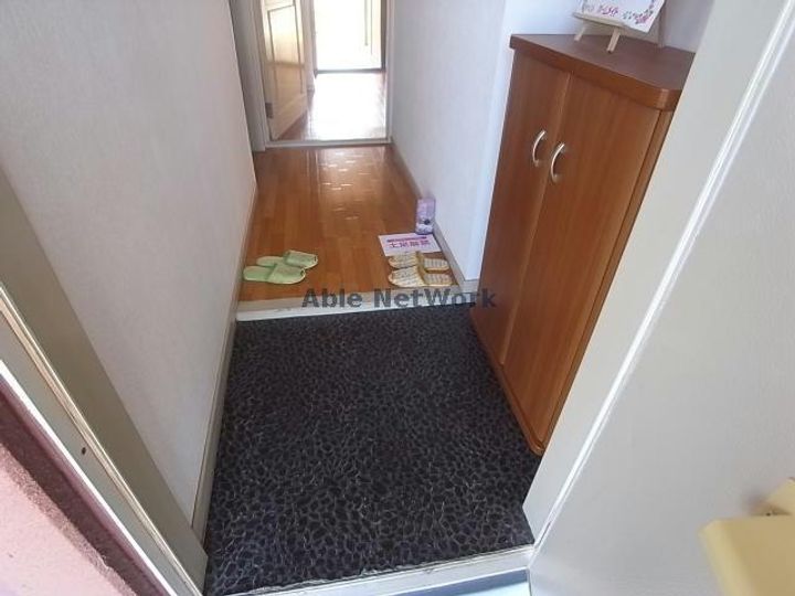 岐阜県大垣市中野町2(アパート)の賃貸物件の玄関