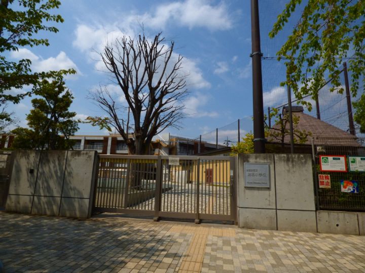 ラフィーネKの周辺