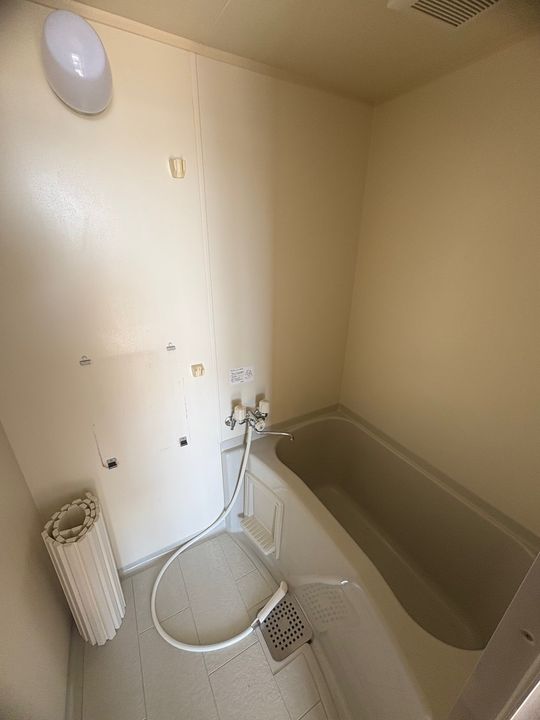 北海道川上郡標茶町虹別原野67線108-24 コスモス2000の風呂