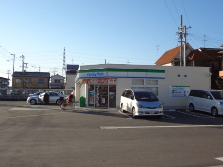 リープハーベン八尾木の周辺