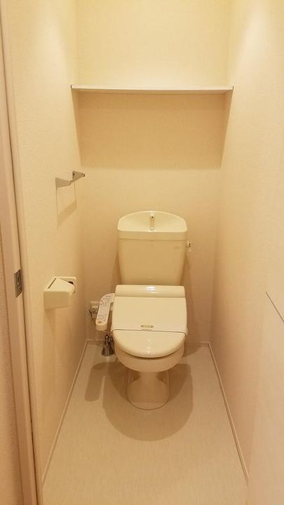 新潟県新潟市中央区親松の賃貸アパートの内装