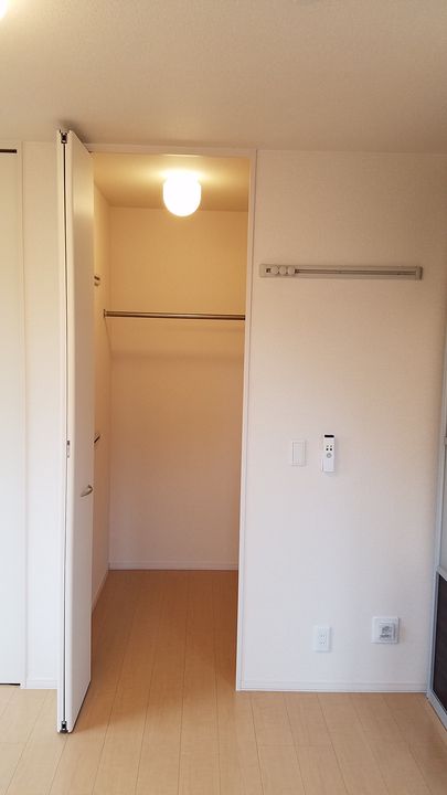 新潟県新潟市中央区親松の賃貸アパートの内装