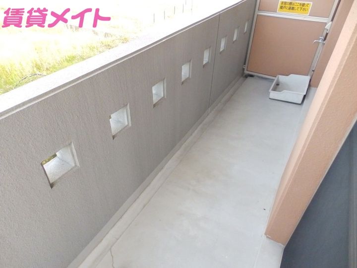 リズロン デ ジャルダンの内装