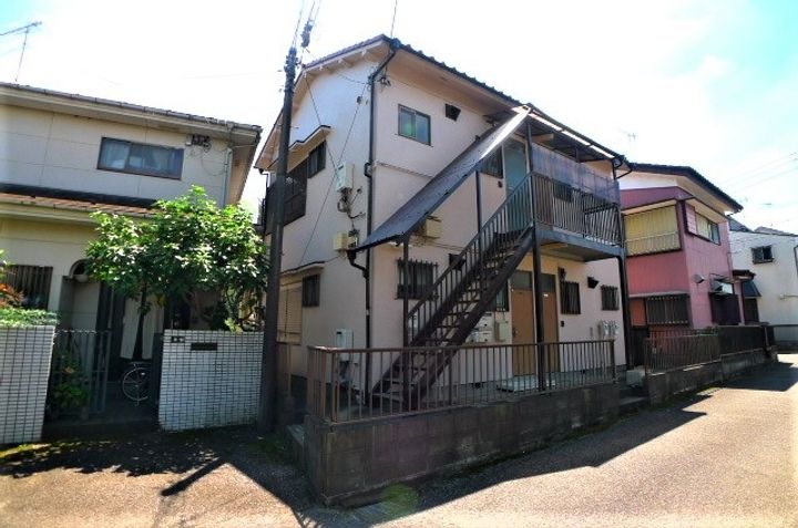 清水荘の外観