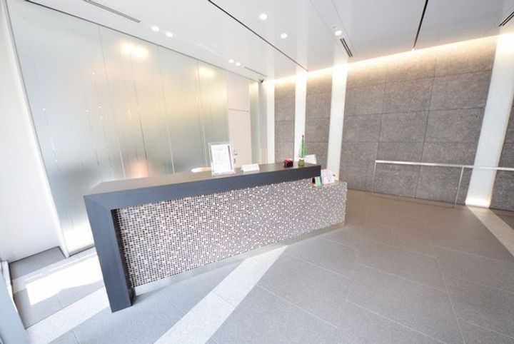 White Tower Hamamatsuchoの地図