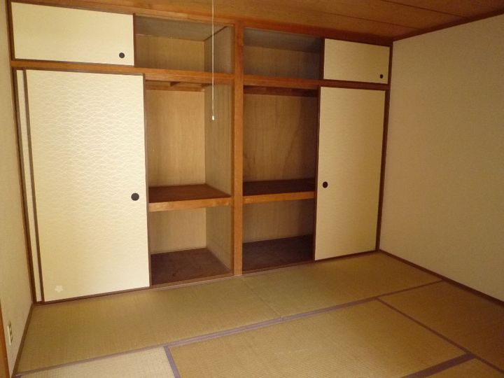 ハイツ飯田の内装
