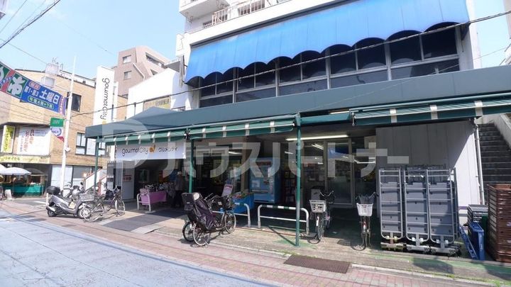 アンドベースの周辺