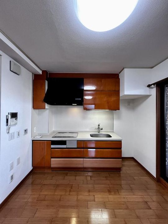 愛知県名古屋市東区泉1(マンション)の賃貸物件のキッチン