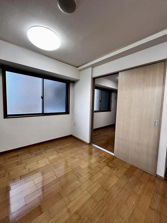 愛知県名古屋市東区泉1(マンション)の賃貸物件の内装