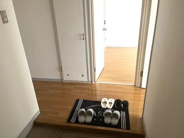 フローラハイツ仙台の玄関