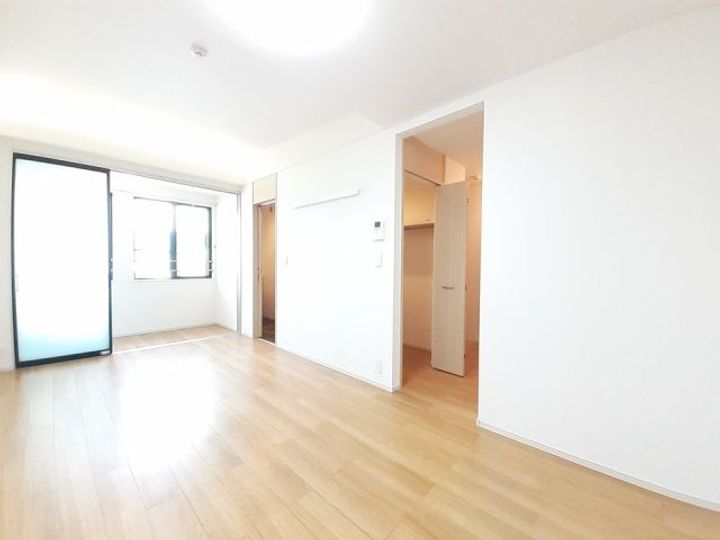 奈良県奈良市法蓮町(アパート)の賃貸物件の居間