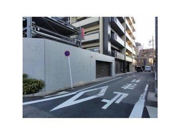 アーデン泉プレミアの地図