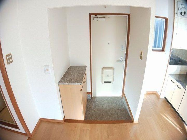 愛知県名古屋市名東区松井町(アパート)の賃貸物件の玄関