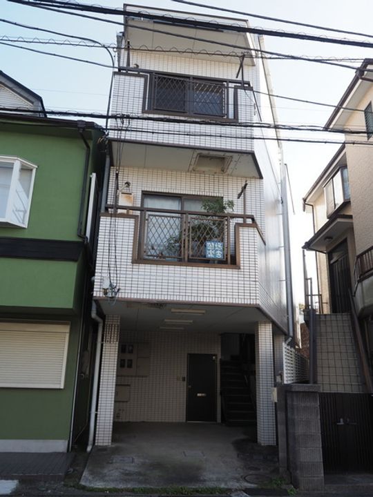 桜山ハイツの外観