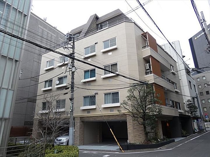 六本木コートの外観