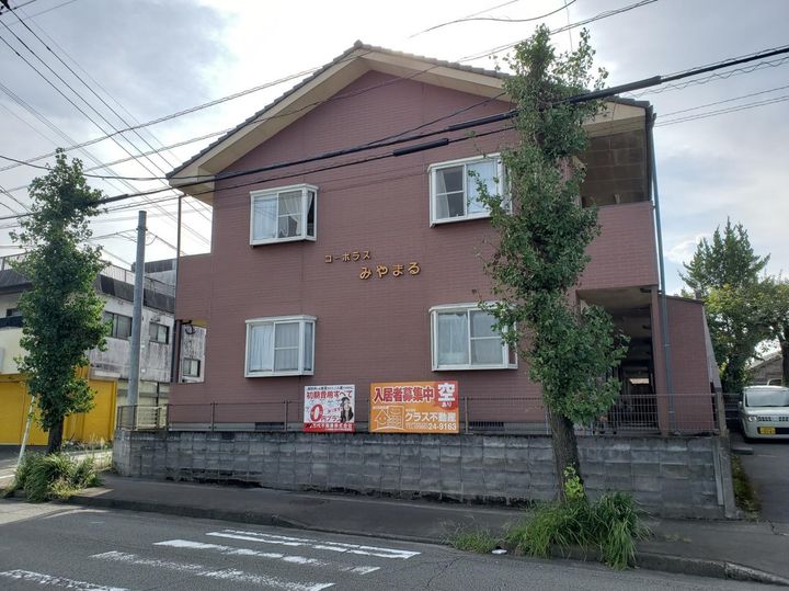 コーポラスみやまるの外観