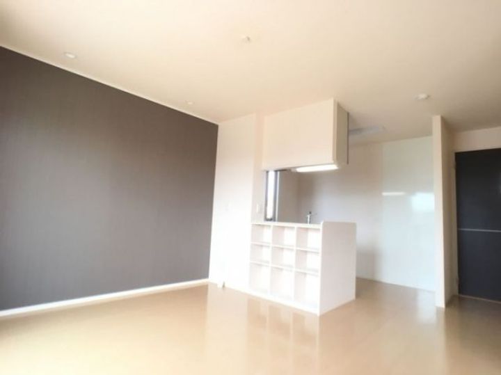 プレシュ アモール Bの居間