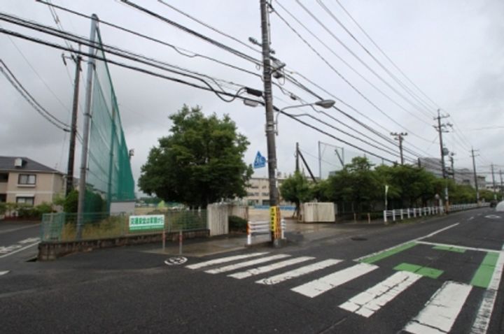 第二芳泉パールハイツの周辺