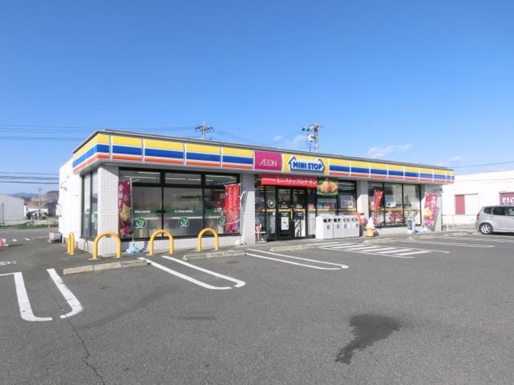 コーポスプリング Bの周辺