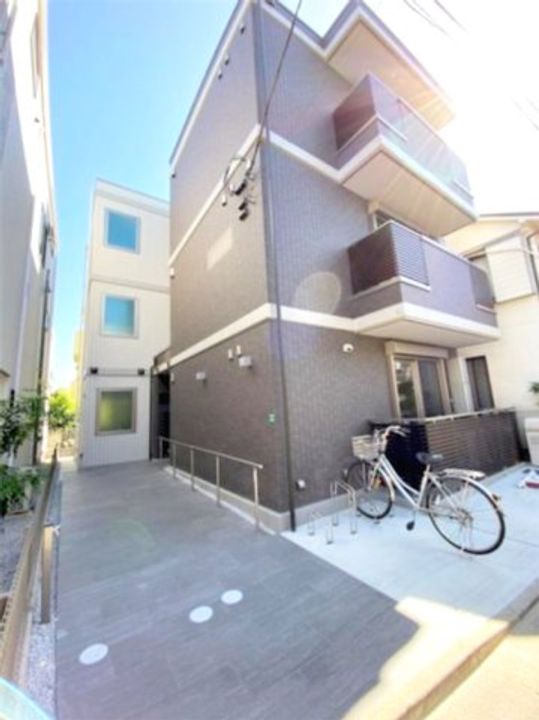 ララレスコ高松の外観