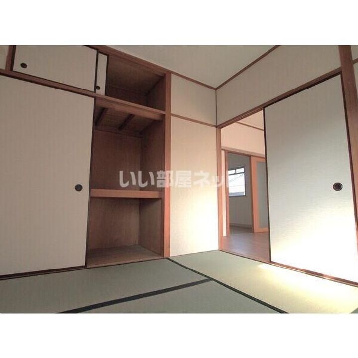 イーストヒル寺山の内装