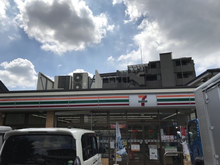 コンフォート世田谷の周辺