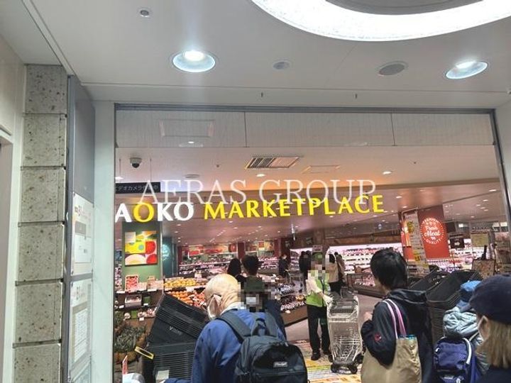 サンプラザビルの周辺