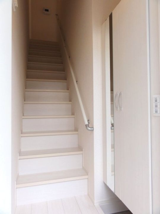 山形県山形市城西町3(アパート)の賃貸物件の玄関