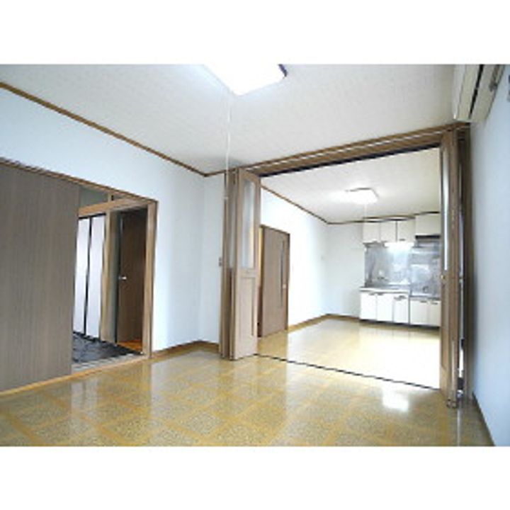 福島県郡山市久留米4(アパート)の賃貸物件の居間