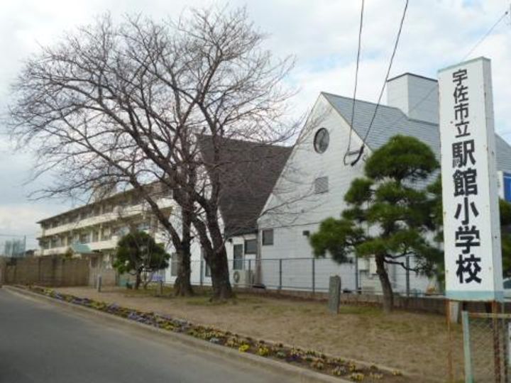 トレステーラUSA Aの周辺