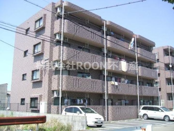 ユーミー由地の外観