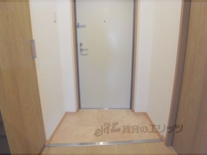 ベレーザ白梅町の玄関