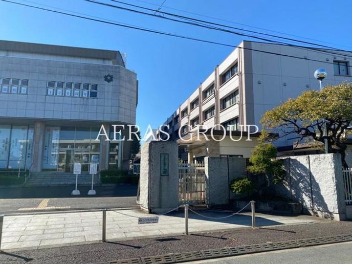 シャンテ国立の周辺